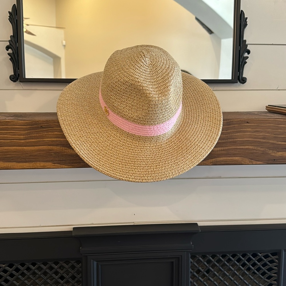 Lilly Pulitzer hat